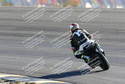 media/Jan-08-2022-SoCal Trackdays (Sat) [[1ec2777125]]/Bowl Backside (135pm)/